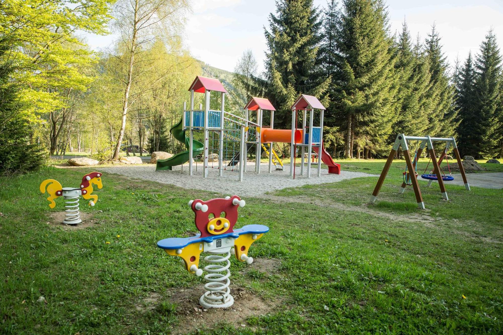 Chalet Harrachov Exterior photo